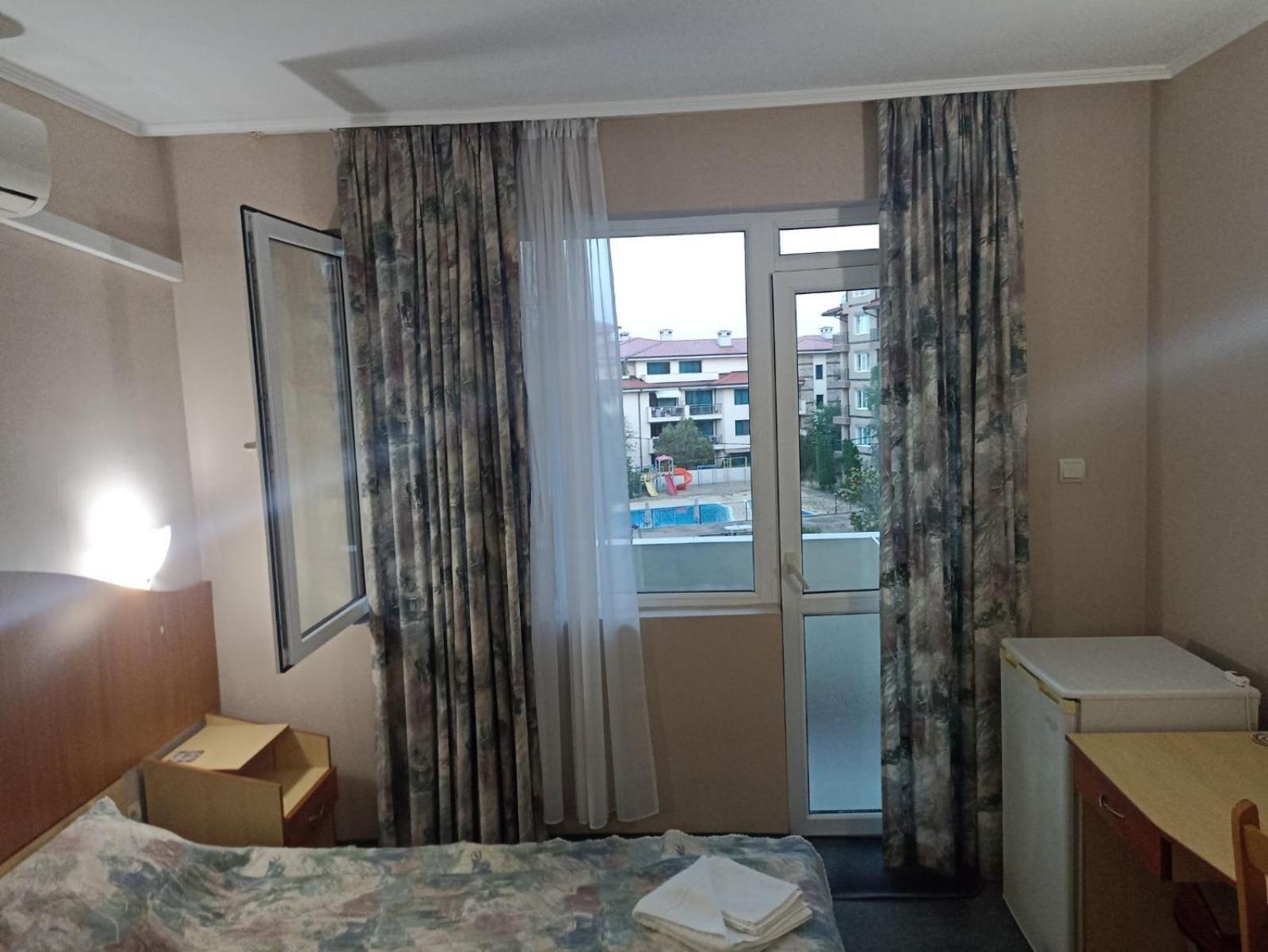 Krasi Hotel Ράβντα Εξωτερικό φωτογραφία