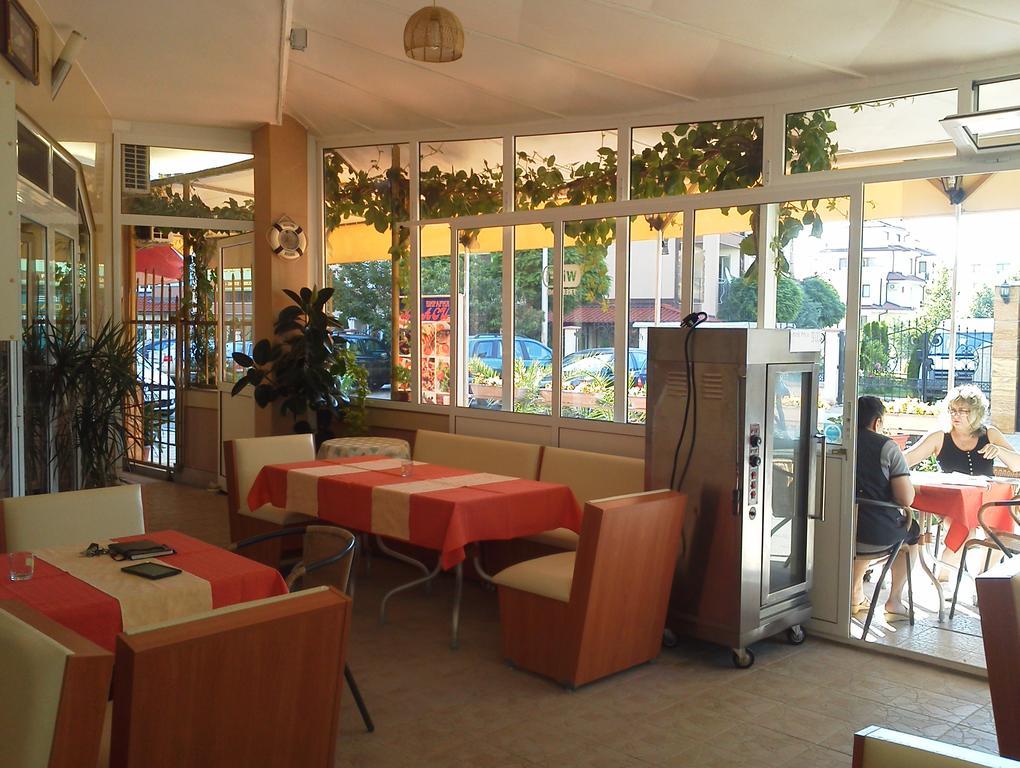 Krasi Hotel Ράβντα Εξωτερικό φωτογραφία
